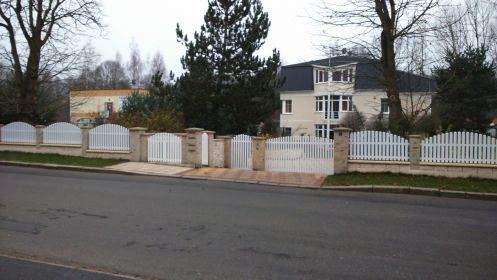 Plaňkové hliníkové ploty