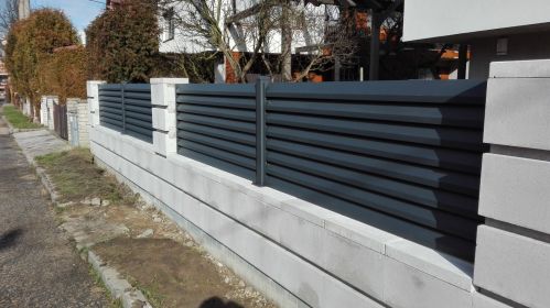 Okenicové (lamelové) hliníkové ploty