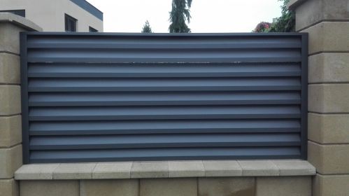 Okenicové (lamelové) hliníkové ploty