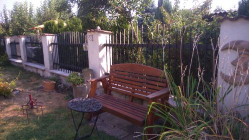 Jednoduchý tyčkový hliníkový plot