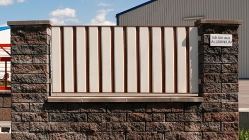 Plné hliníkové ploty bez průhledu