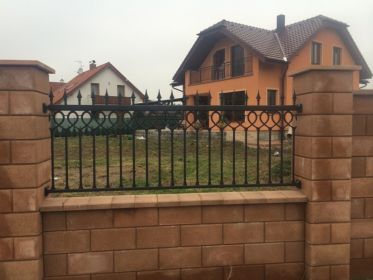 Speciální a okrasné hliníkové ploty