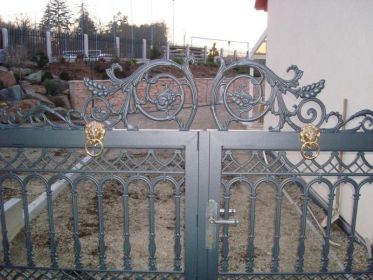 Speciální a okrasné hliníkové ploty