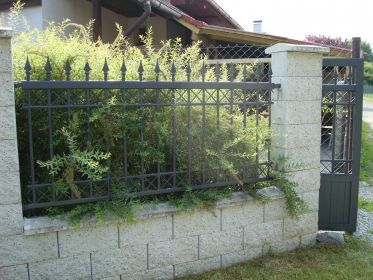 Speciální a okrasné hliníkové ploty