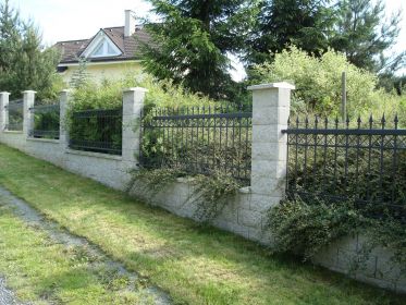 Speciální a okrasné hliníkové ploty