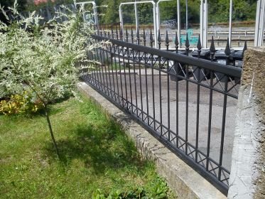 Speciální a okrasné hliníkové ploty