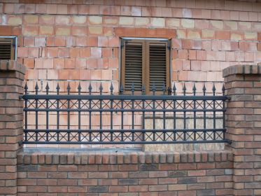 Speciální a okrasné hliníkové ploty