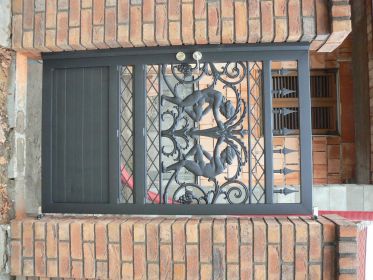 Speciální a okrasné hliníkové ploty