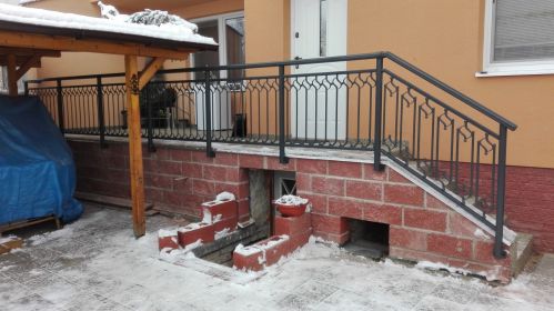 hliníkové zábradlí ALD 680 B + schodišťová část ALD 683 B