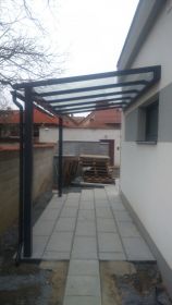 Pergoly, stříšky a garážová stání