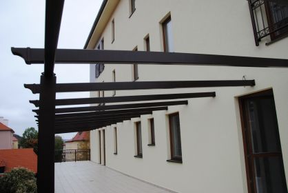 Pergoly, stříšky a garážová stání