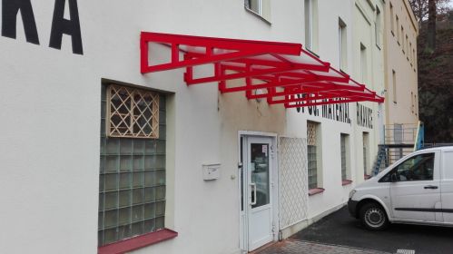 Pergoly, stříšky a garážová stání