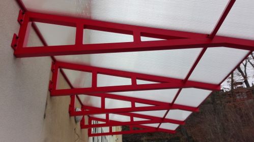 Pergoly, stříšky a garážová stání